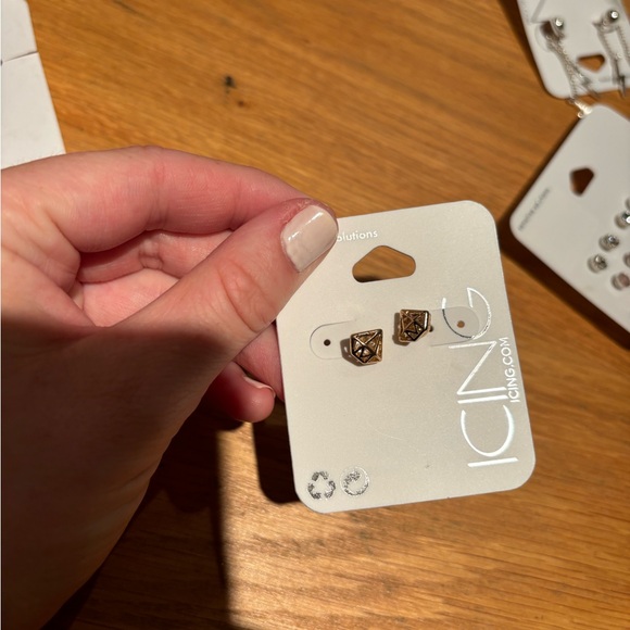 ICING earrings - Picture 3 of 7